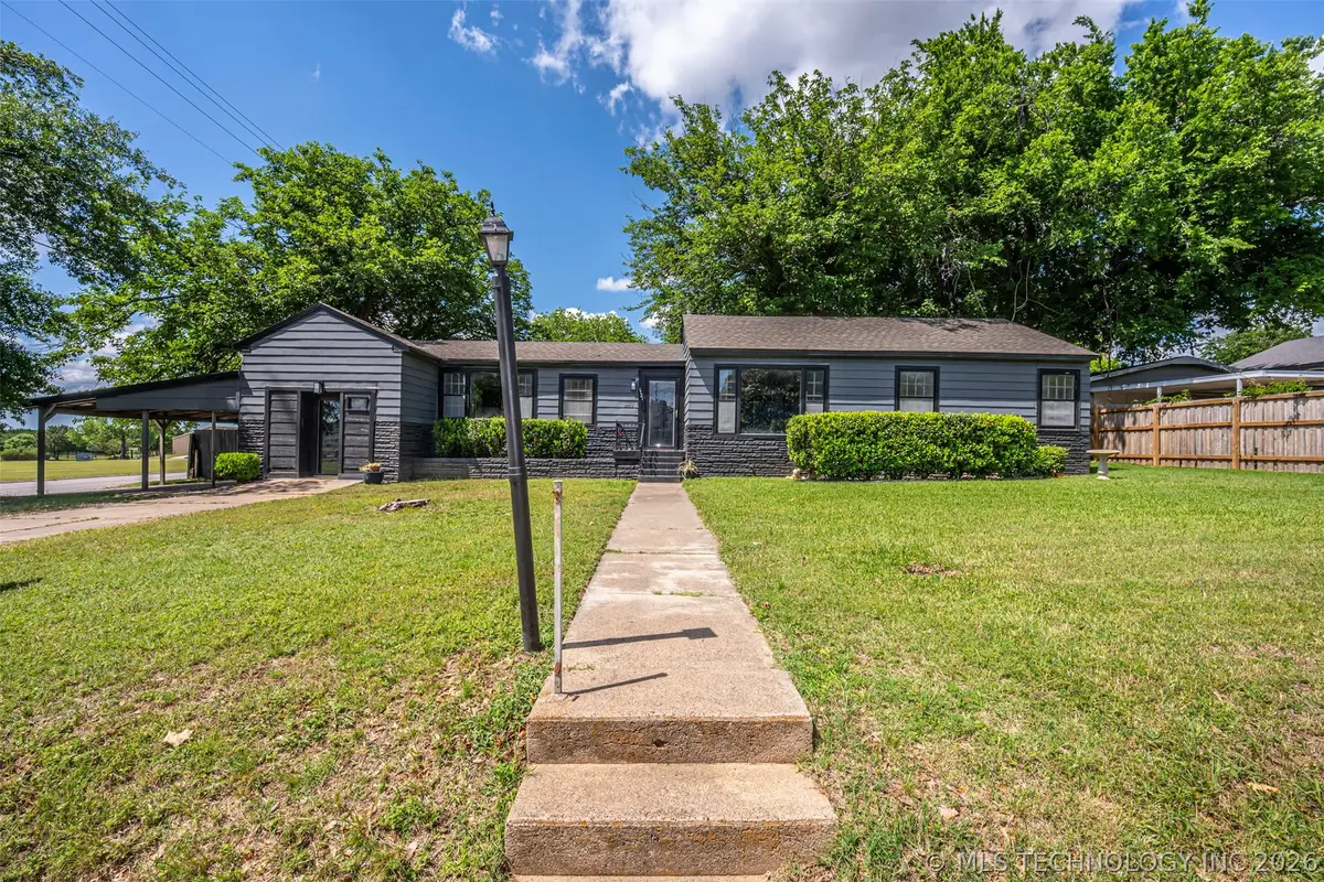 1721 Broadway Place, Ardmore, OK 73401 - #1