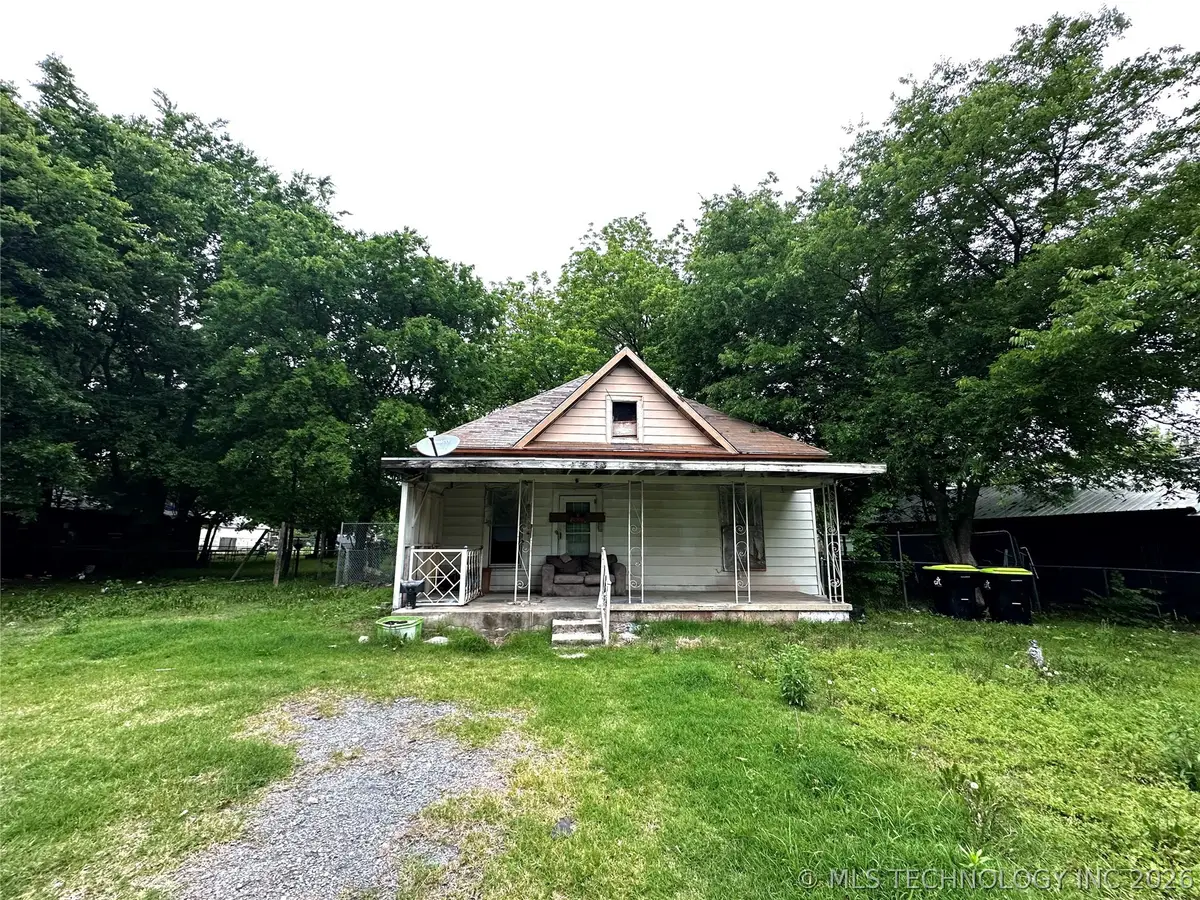 614 W 4th, Ada, OK 74820 - #1