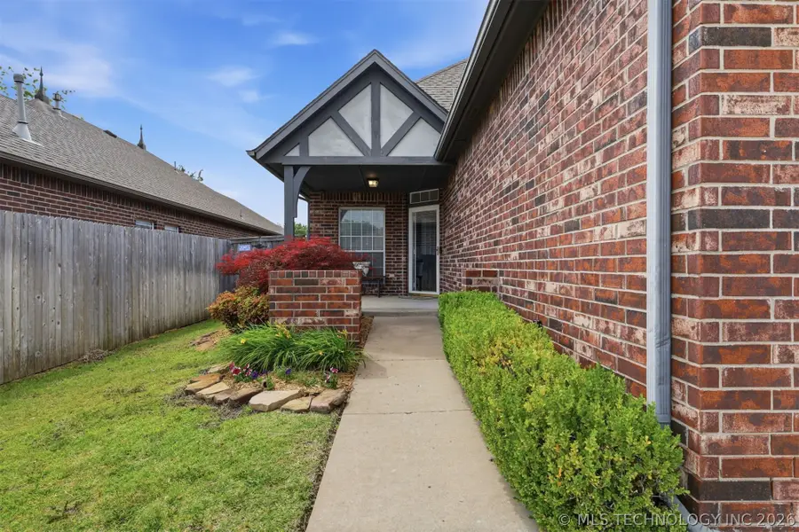 522 N Willow Court, Jenks, OK 74037 - #3