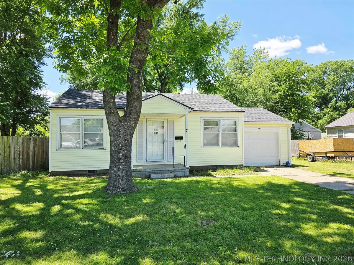 7 Payne Street, Pryor, OK 74361 - #1
