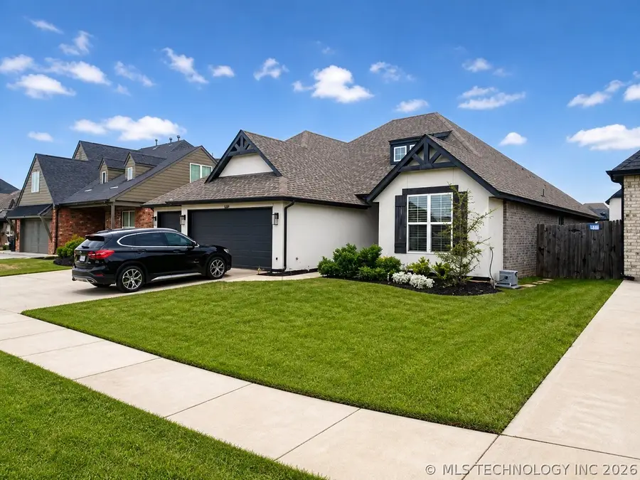 2127 E 138th Place S, Bixby, OK 74008 - #2
