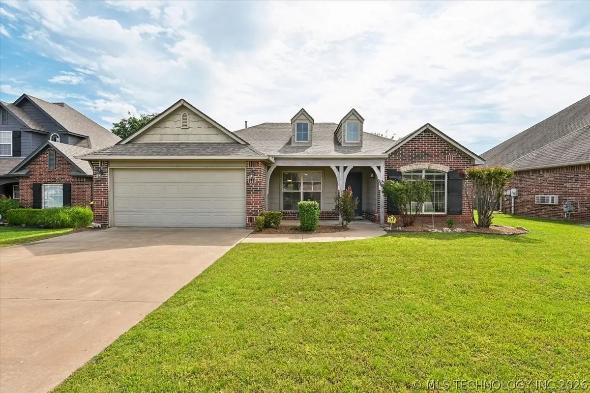 11015 S Lawrence Street, Jenks, OK 74037 - #1