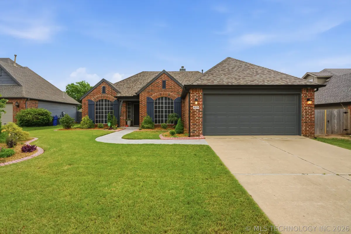409 N Firewood Avenue, Broken Arrow, OK 74012 - #1