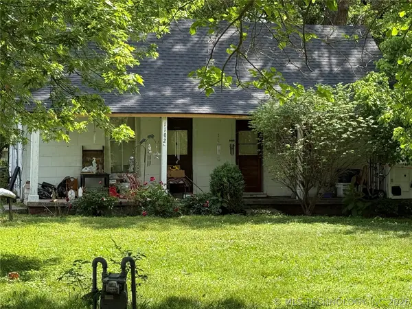 1102 SE 12th Street, Wagoner, OK 74467