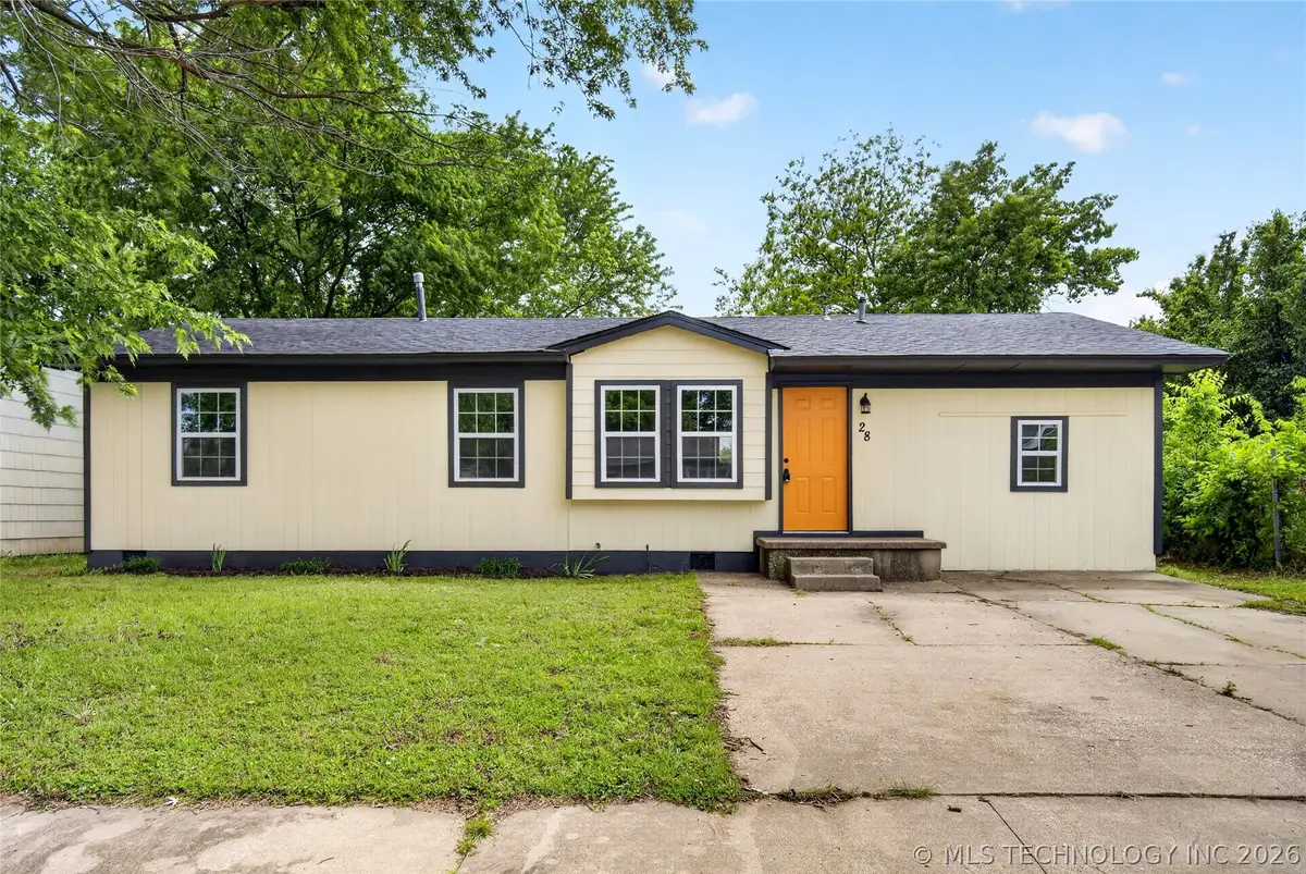 28 E 62nd Place N, Tulsa, OK 74126 - #1