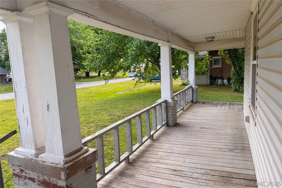 414 W 7th Street, Chelsea, OK 74016 - #3