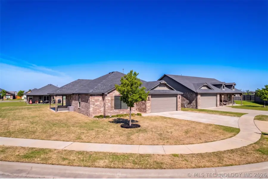 3630 E Cherryhill Court, Broken Arrow, OK 74014 - #2