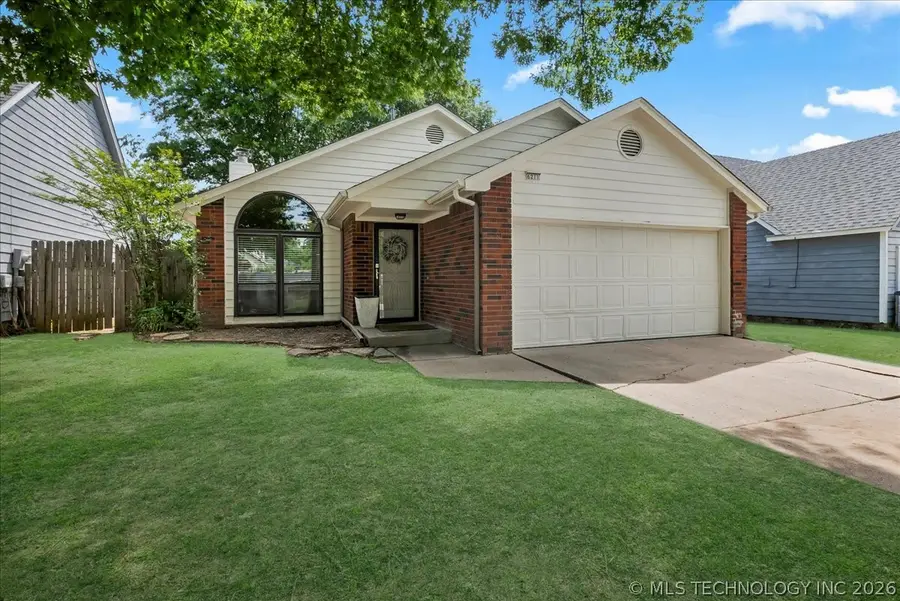 6211 S 28th West Avenue, Tulsa, OK 74132 - #2