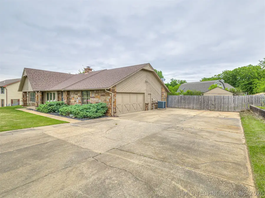 3319 Westgreen Way, Sapulpa, OK 74066 - #3