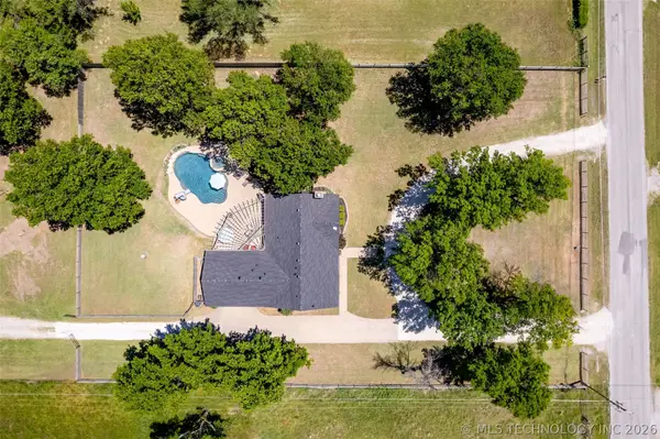 8503 E 136th Street, Collinsville, OK 74021