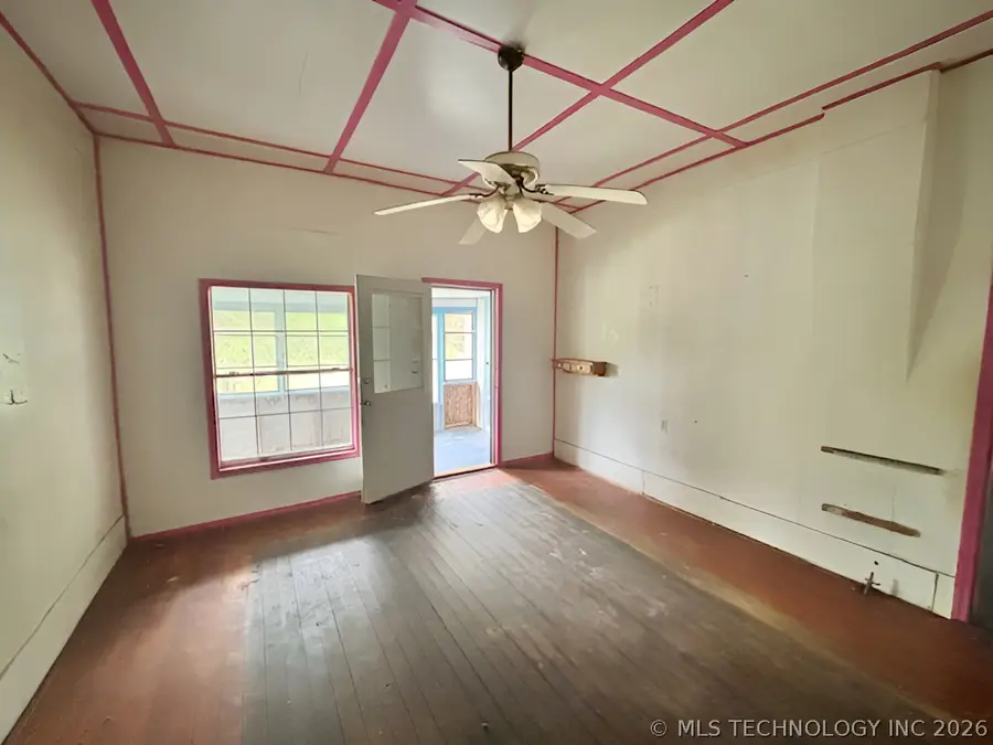 500 W Avenue D, Heavener, OK 74937 - #3