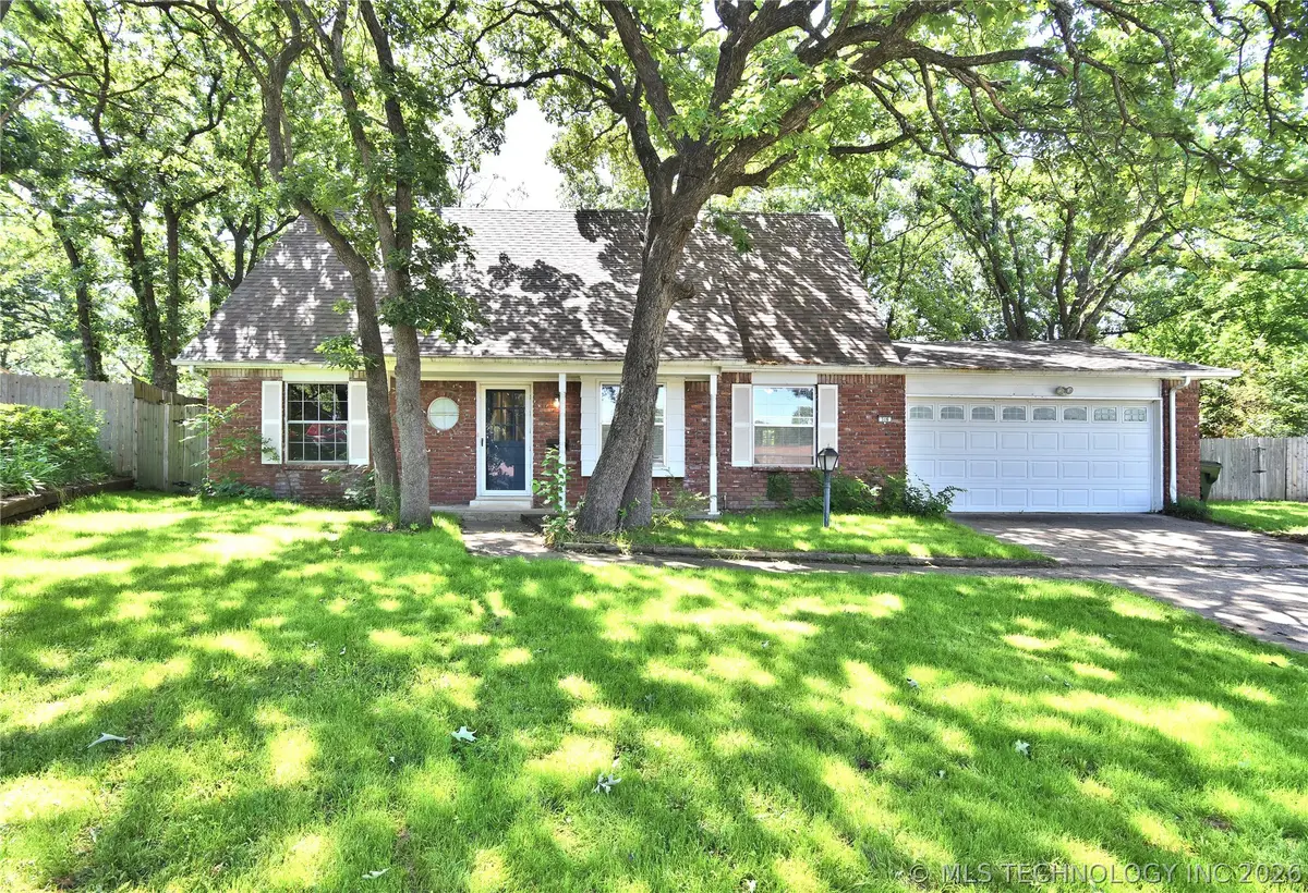 316 Redbud Court, Sand Springs, OK 74063 - #1