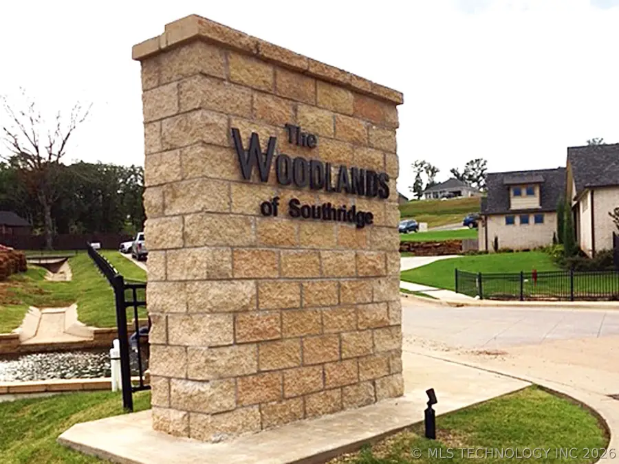 565 Woodlands Drive, Tahlequah, OK 74464 - #2