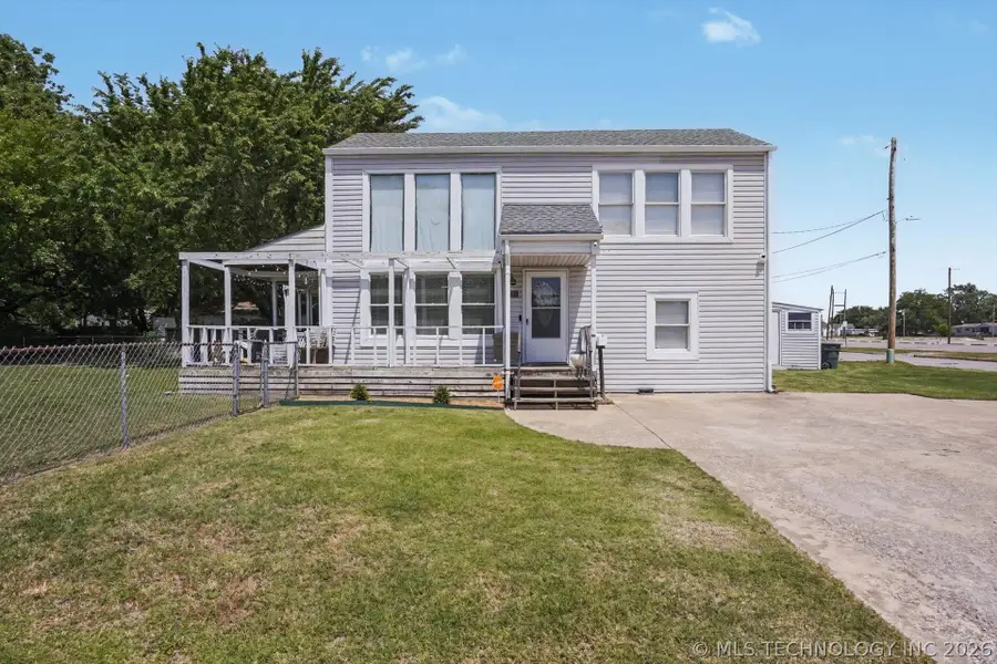 200 W Oak Street, Skiatook, OK 74070 - #3
