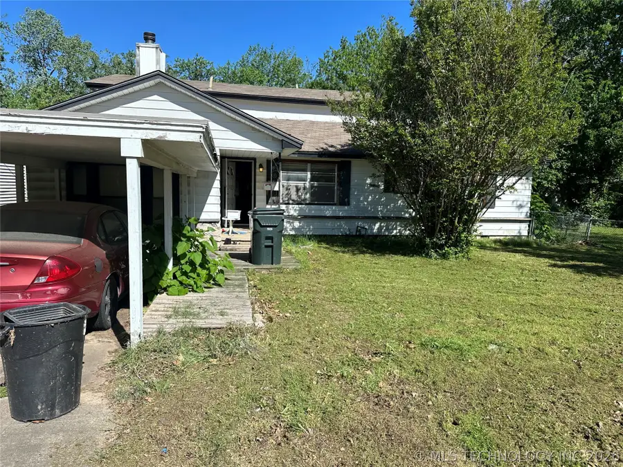 202 N Moore Street, Claremore, OK 74017 - #2