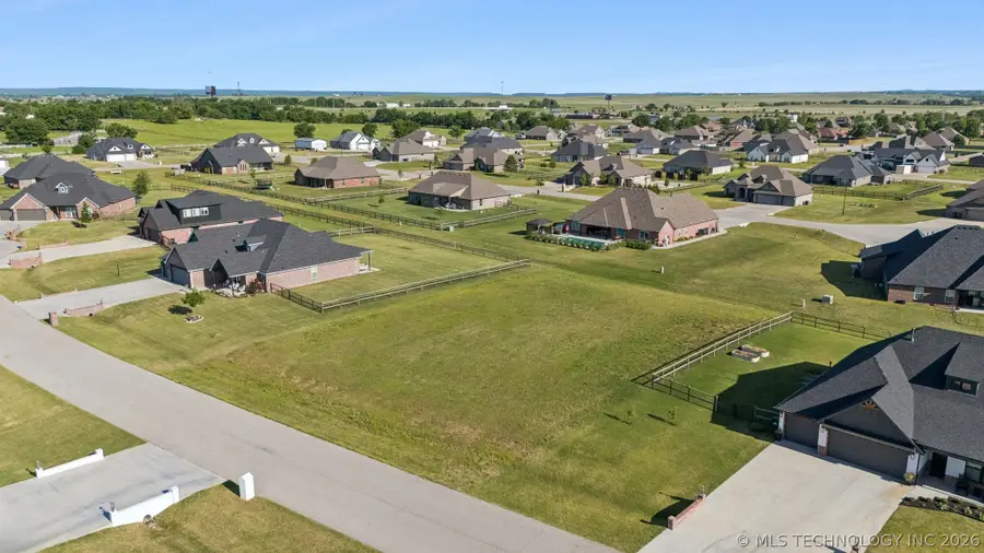 5617 E 141st Place N, Collinsville, OK 74021 - #3
