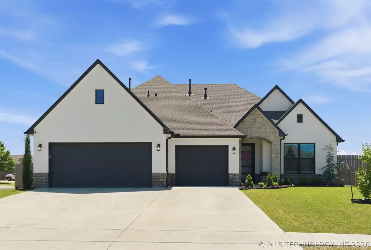 14214 E 91st Street N, Owasso, OK 74055 - #1