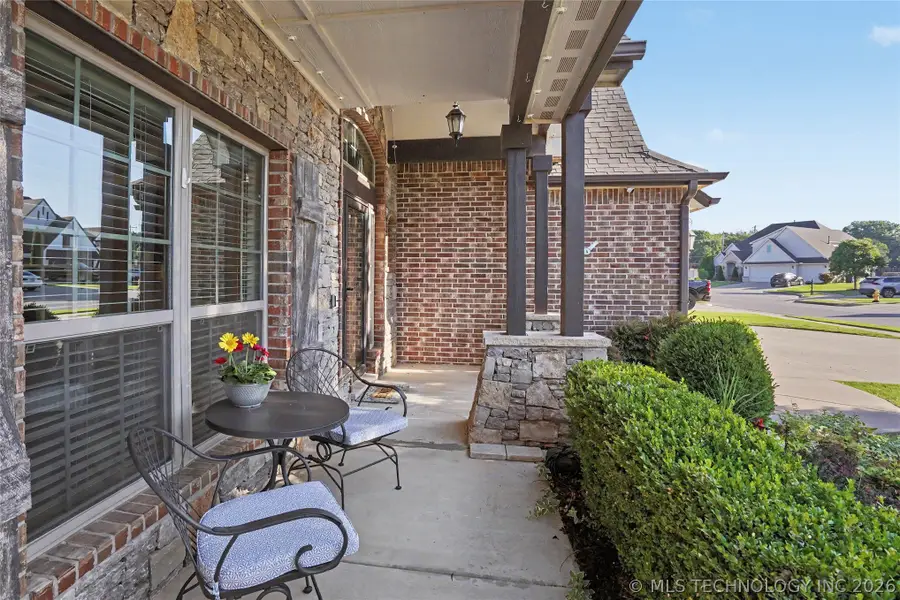 12122 S Granite Avenue E, Bixby, OK 74008 - #3
