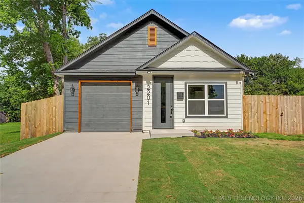 2201 N Lewis Place, Tulsa, OK 74110