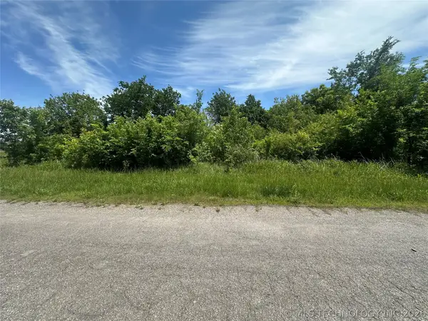 607 S Jackson Avenue, Wagoner, OK 74467