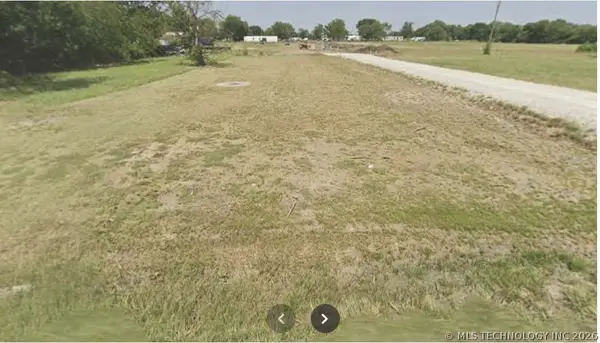 E Pine Street, Haskell, OK 74436
