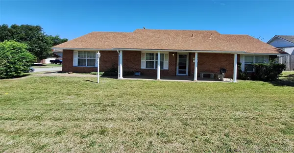 7707 E 57th Street, Tulsa, OK 74145