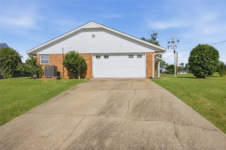 7707 E 57th Street, Tulsa, OK 74145 - #3