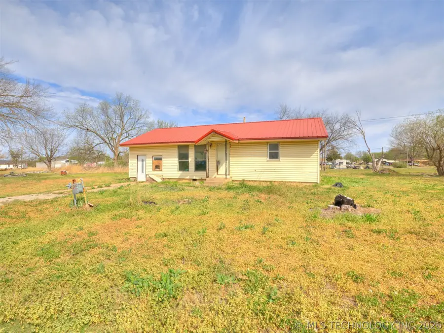 265 E Armstrong Street, Jennings, OK 74038 - #2