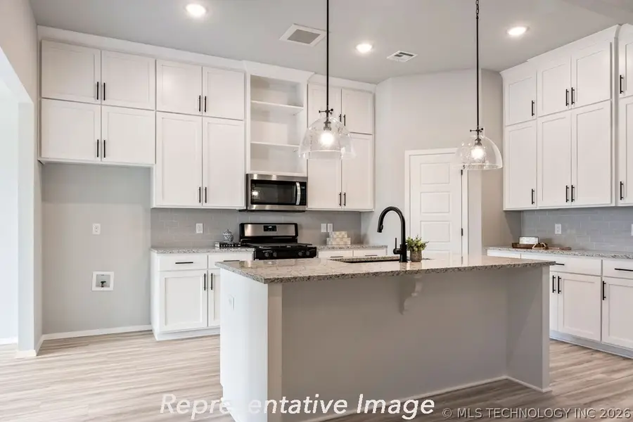 13437 S 72nd East Avenue, Bixby, OK 74008 - #3