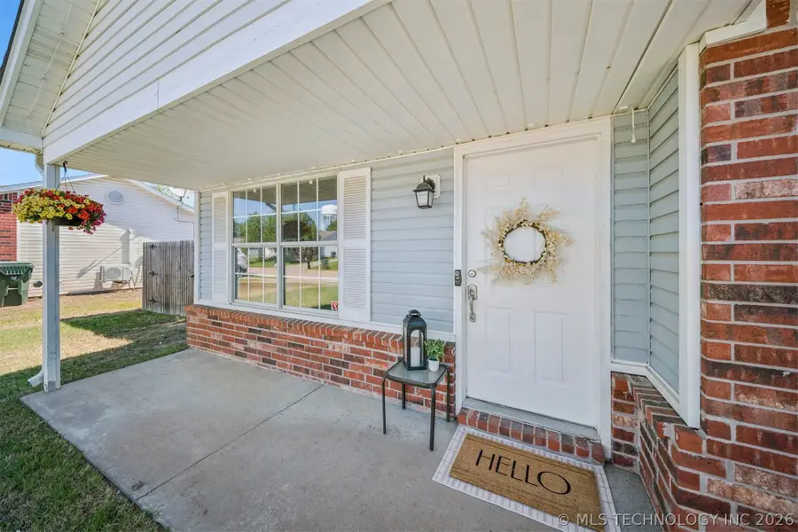 1922 Lexington Road, Claremore, OK 74017 - #2