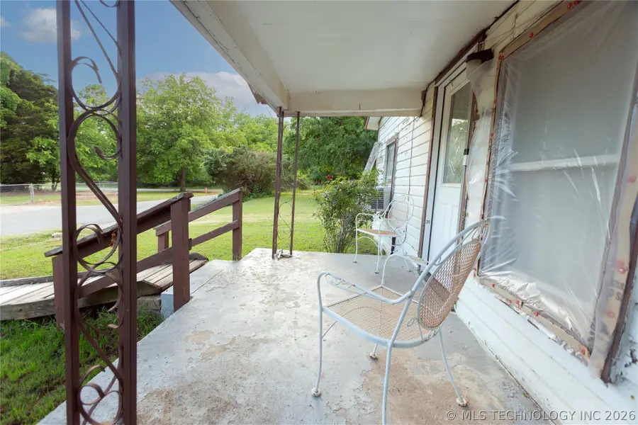 519 W Chickasaw Avenue, McAlester, OK 74501 - #2