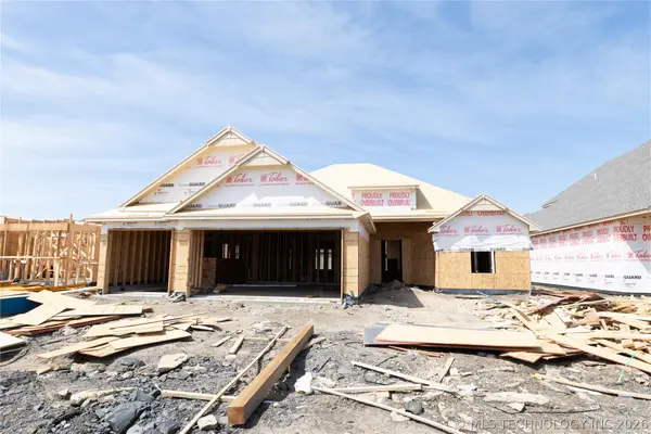 2824 E Northampton Street, Broken Arrow, OK 74014