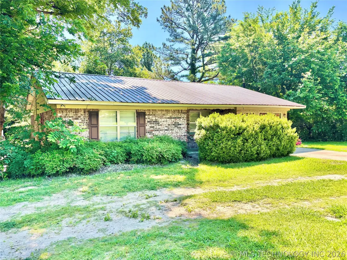 904 N Broadway Street, Stigler, OK 74462 - #1