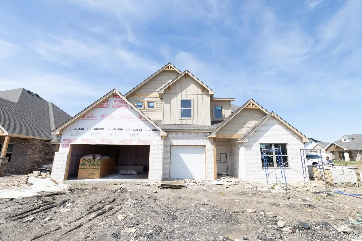 2820 E Northampton Street, Broken Arrow, OK 74014 - #1
