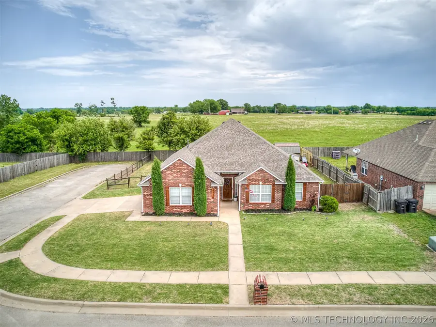 4818 NE Wisconsin Avenue, Bartlesville, OK 74006 - #3