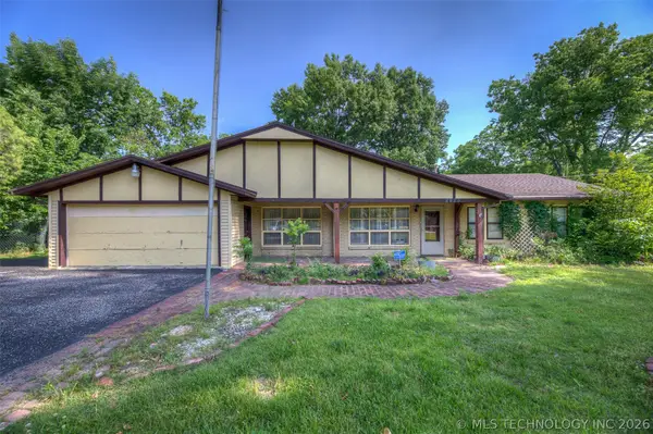 8925 E 15th Street, Tulsa, OK 74112