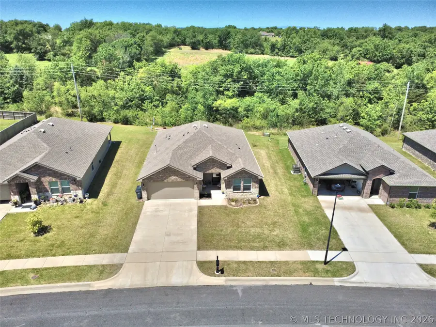 3318 N 24th Avenue W, Tulsa, OK 74127 - #3