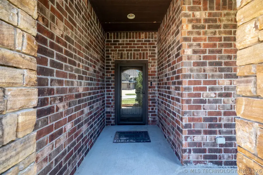 12547 S 71st East Avenue, Bixby, OK 74008 - #2