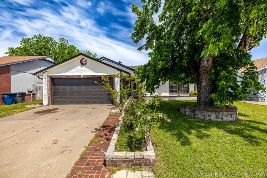 1555 S 137th East Avenue, Tulsa, OK 74108 - #3