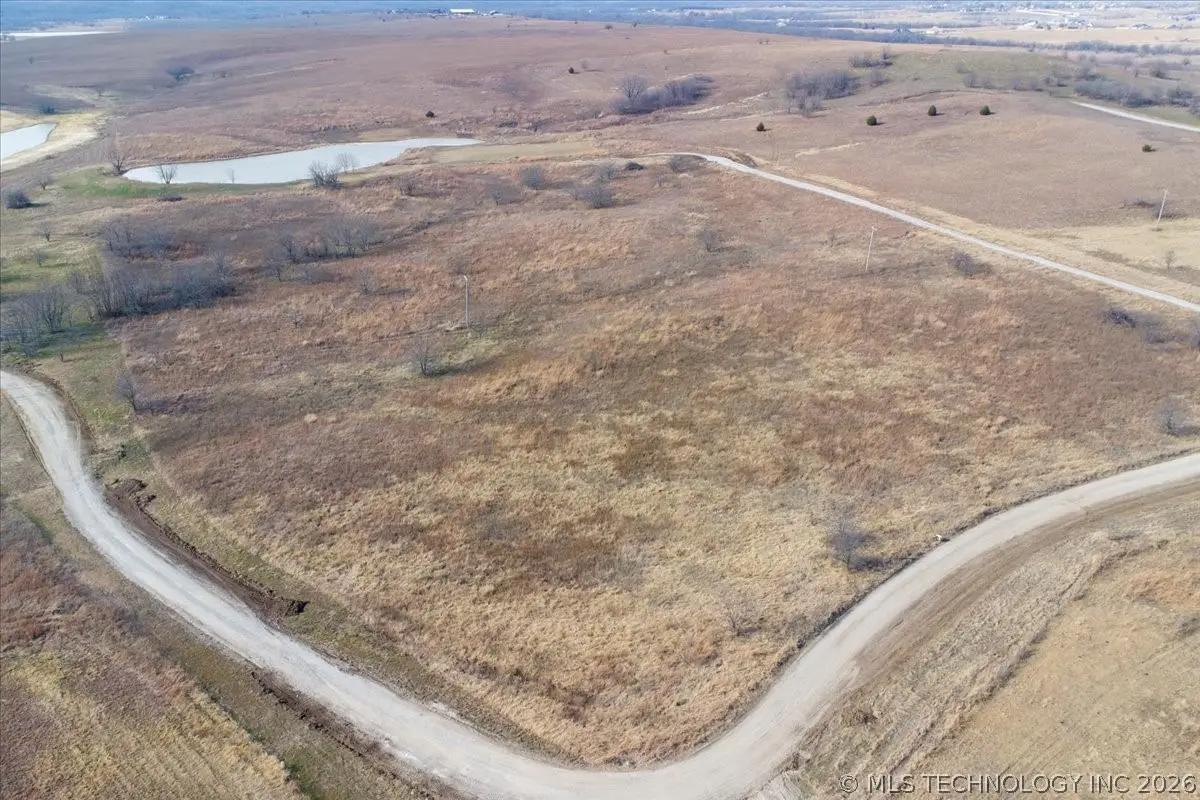 13740 N Sandstone Avenue, Skiatook, OK 74070 - #1