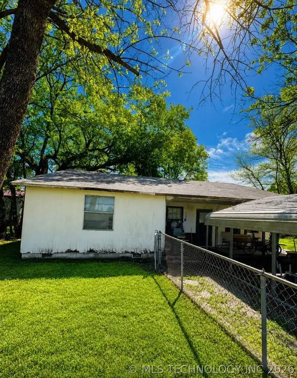 327 S Spruce Street, Kellyville, OK 74039