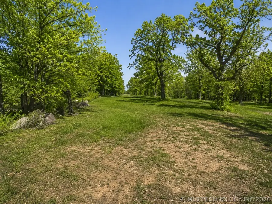 2 Hickory Bluff Street, Sapulpa, OK 74066 - #2