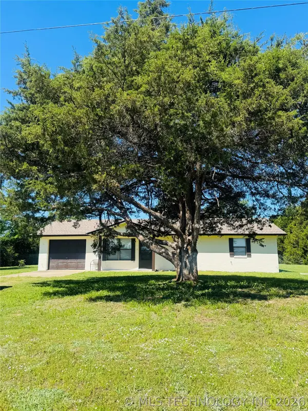108612 S 4100 Road, Checotah, OK 74426