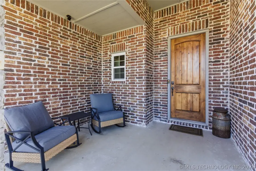 13502 S Oak Court, Glenpool, OK 74033 - #3