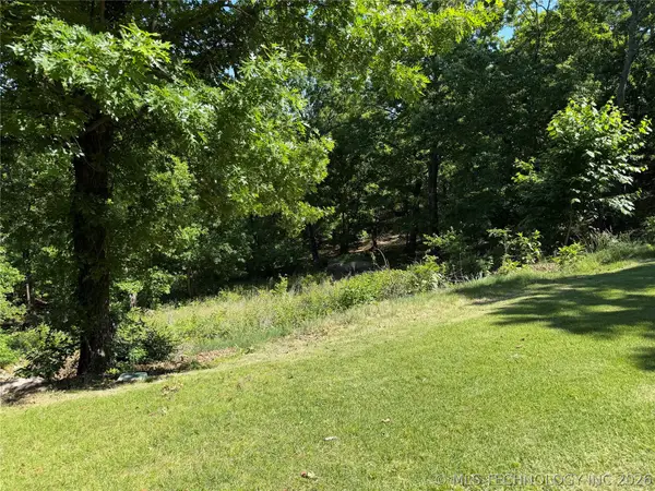S 294th East Avenue, Broken Arrow, OK 74014