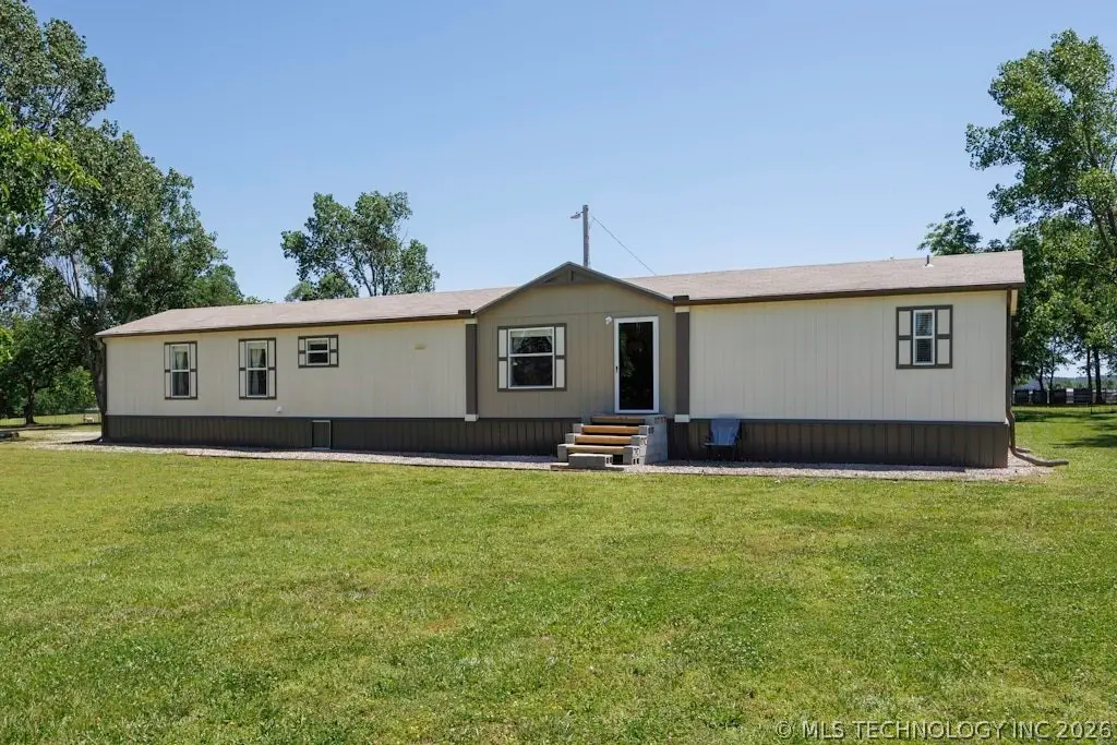 750 E 20th Street, Pawhuska, OK 74056 - #1