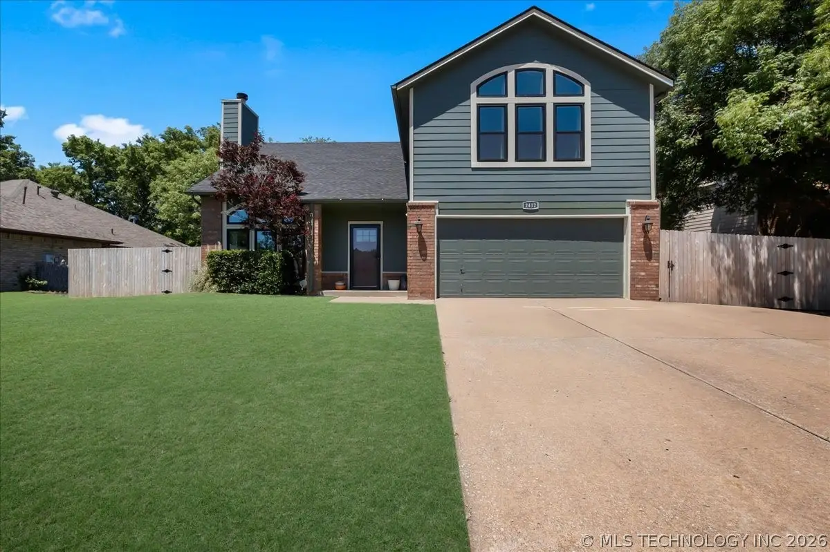 2412 W Twin Oaks Street, Broken Arrow, OK 74011 - #1