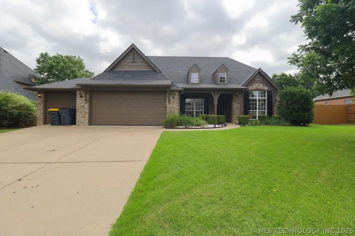 11705 S Willow Place, Jenks, OK 74037 - #1