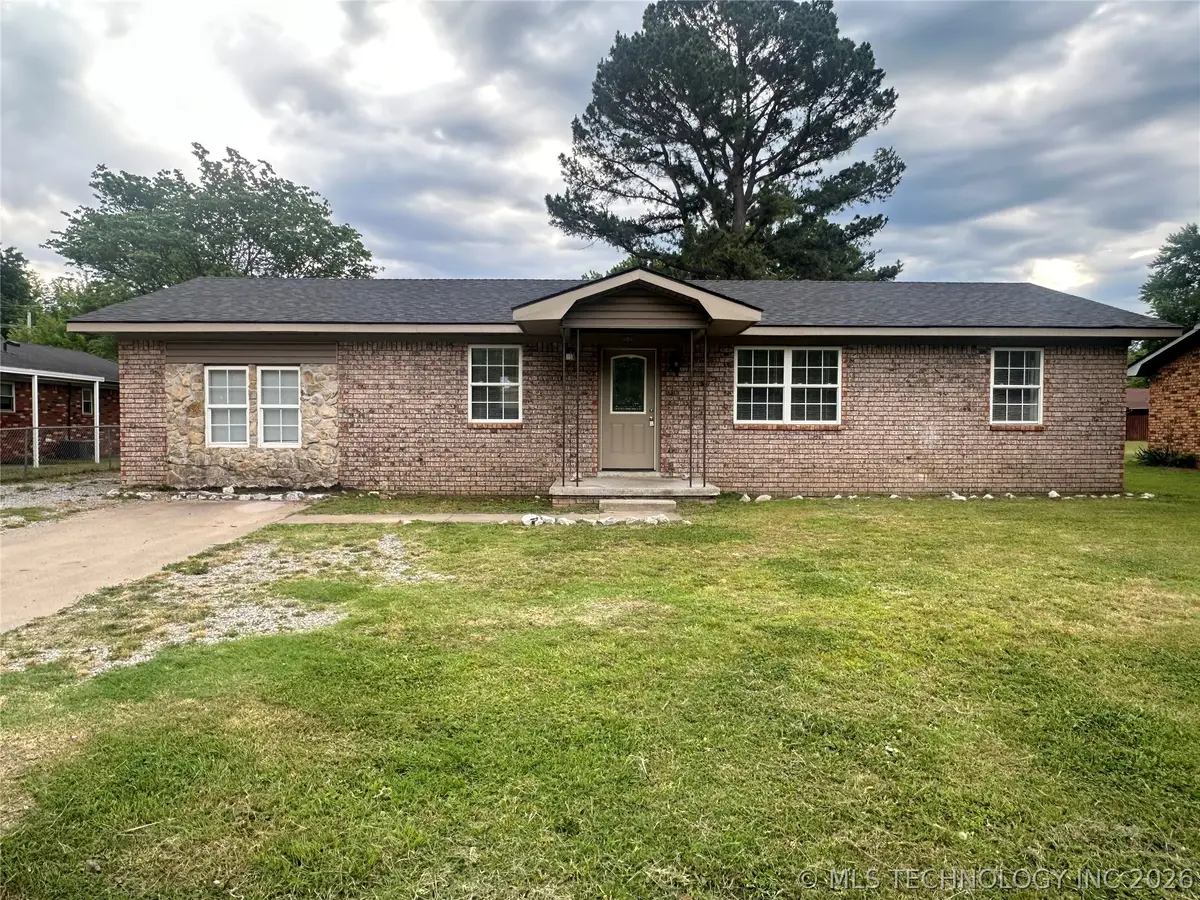 604 S 1st Street, Henryetta, OK 74437 - #1