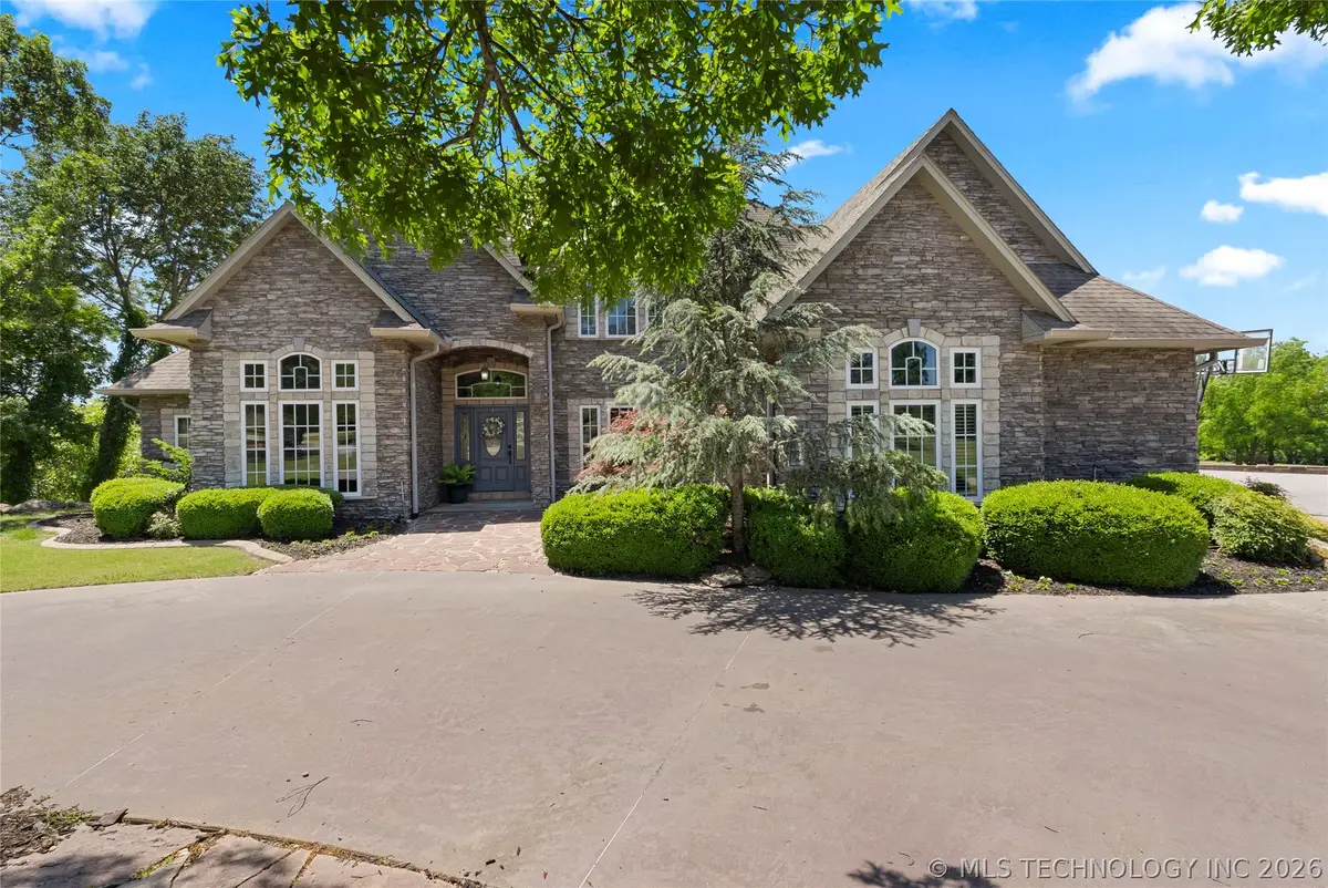 412 W Sunset Court, Catoosa, OK 74015 - #1